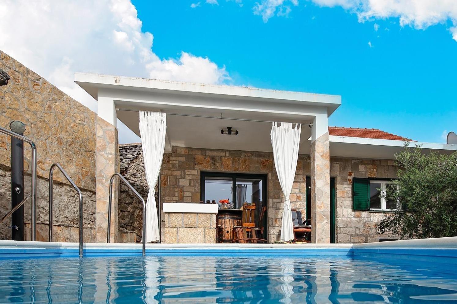 Villa Oaza Primosten With Heated Pool Bagian luar foto
