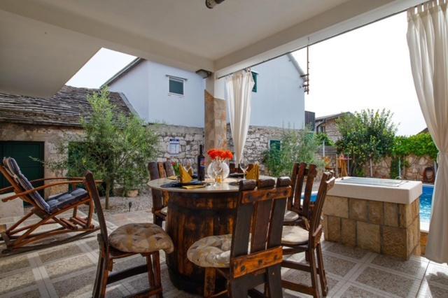Villa Oaza Primosten With Heated Pool Bagian luar foto