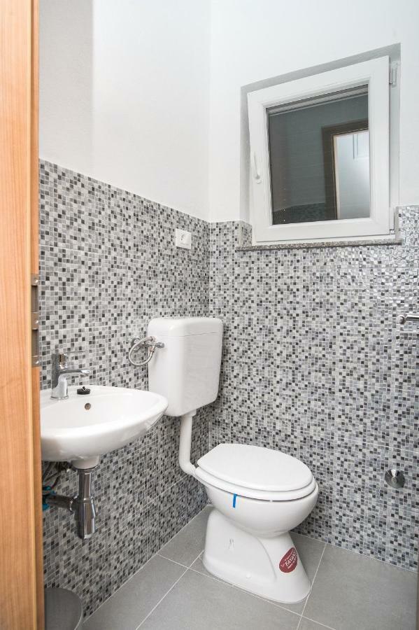 Villa Oaza Primosten With Heated Pool Bagian luar foto