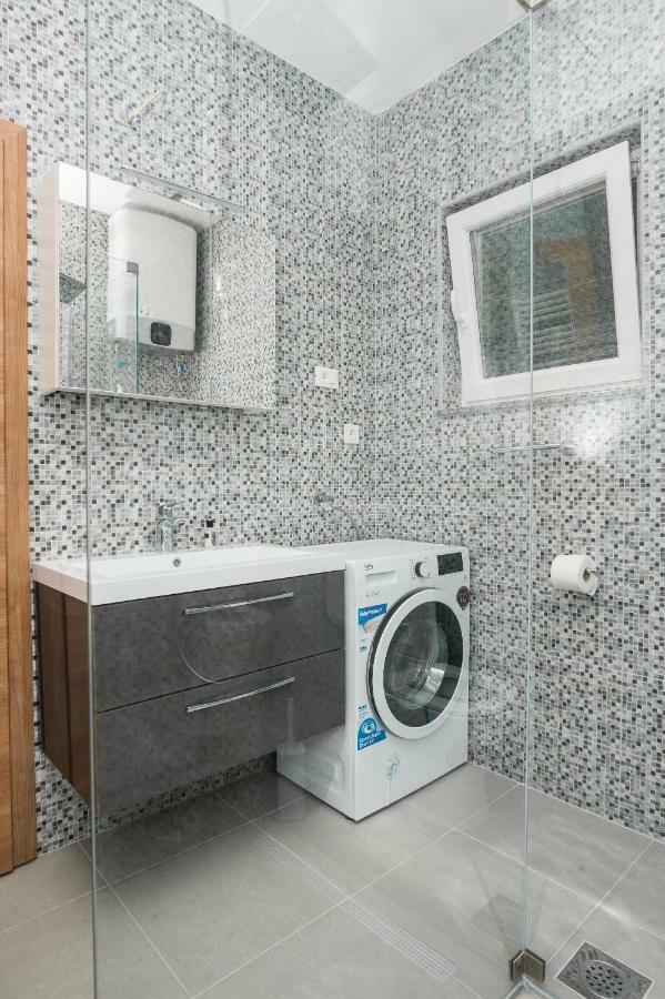 Villa Oaza Primosten With Heated Pool Bagian luar foto