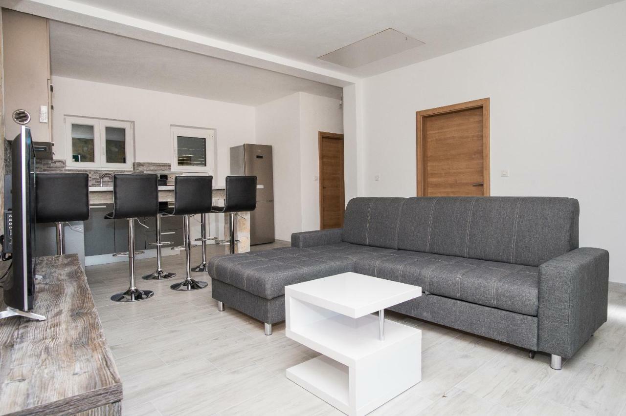 Villa Oaza Primosten With Heated Pool Bagian luar foto